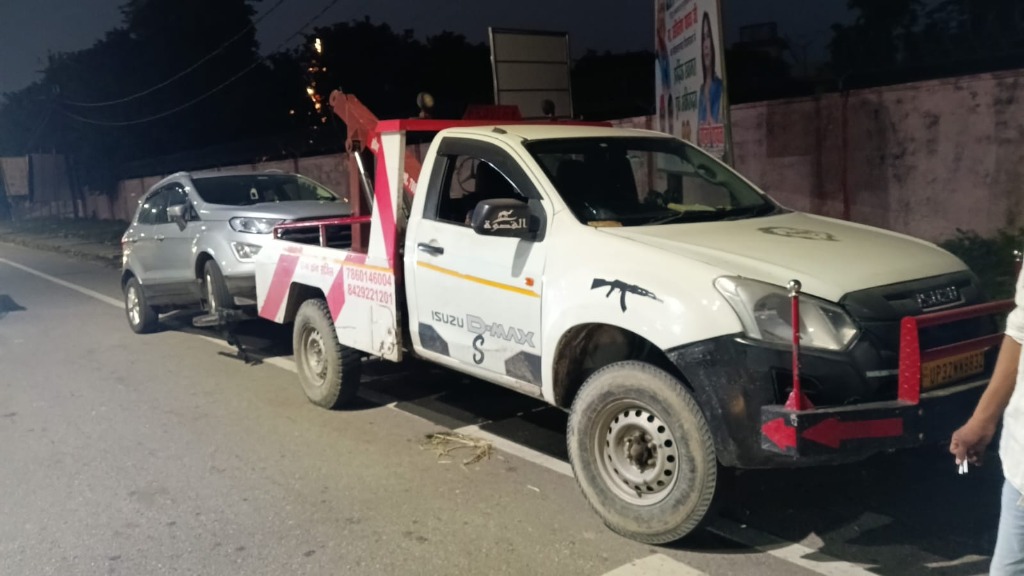 Lucknow Company Car Towing 24/7 Heavy Tow Rig